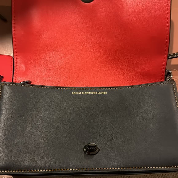 Coach Mickey Mouse - Picture 7 of 16